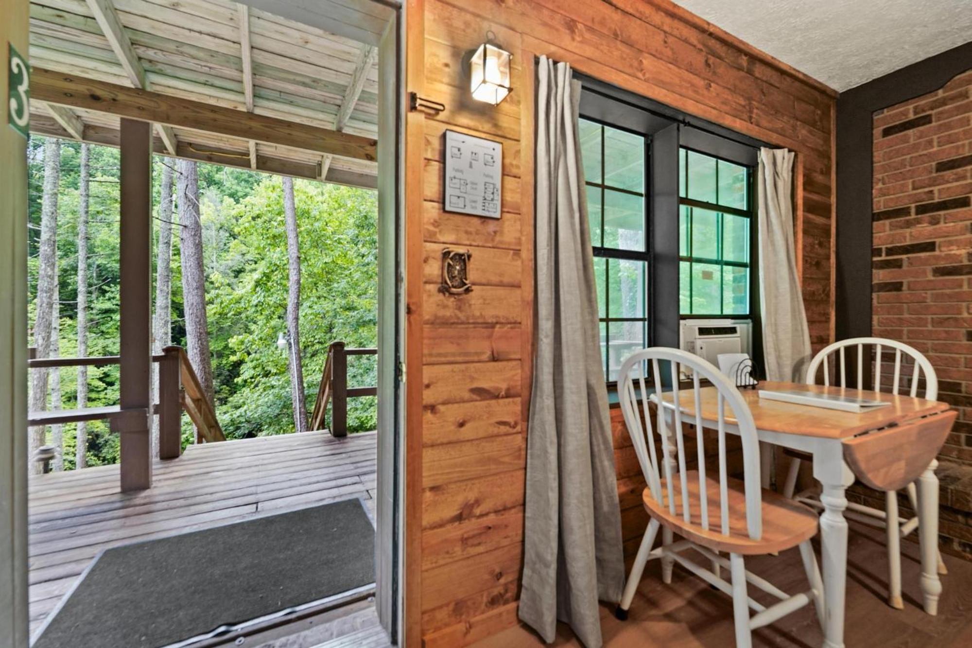 The Cascades Inn-Waterfall Retreat Tiger エクステリア 写真